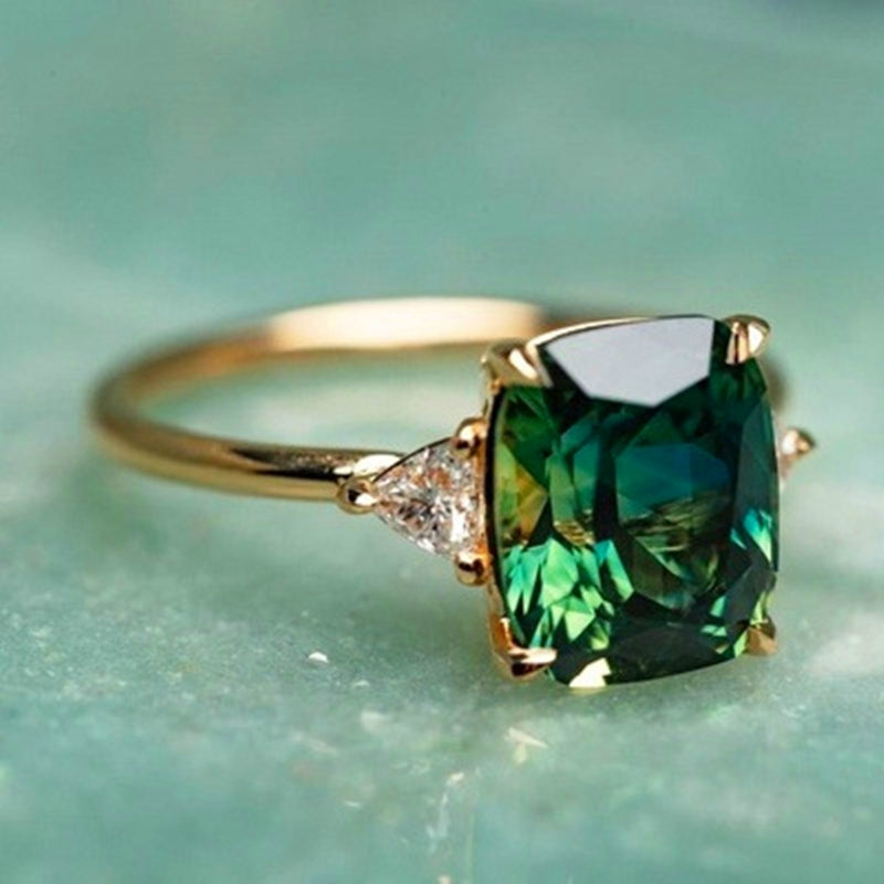 Nina™ | Elegant green stone ring 0
