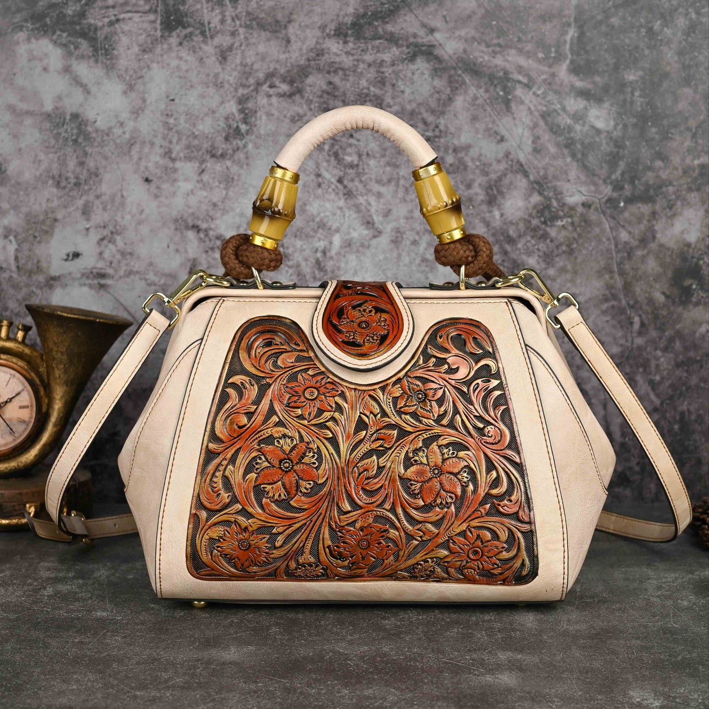 Dorothy™ | Argyle Messenger Bag