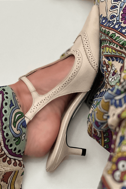 Alexia™ | Classic Chic Pumps 4