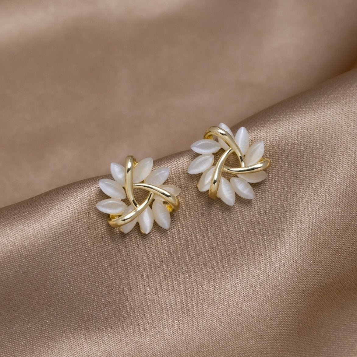 Amira™ | Yulia Petal & Ring Set 7