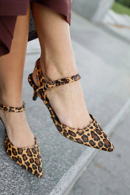 Anne™ | Chic Leopard Pumps 1