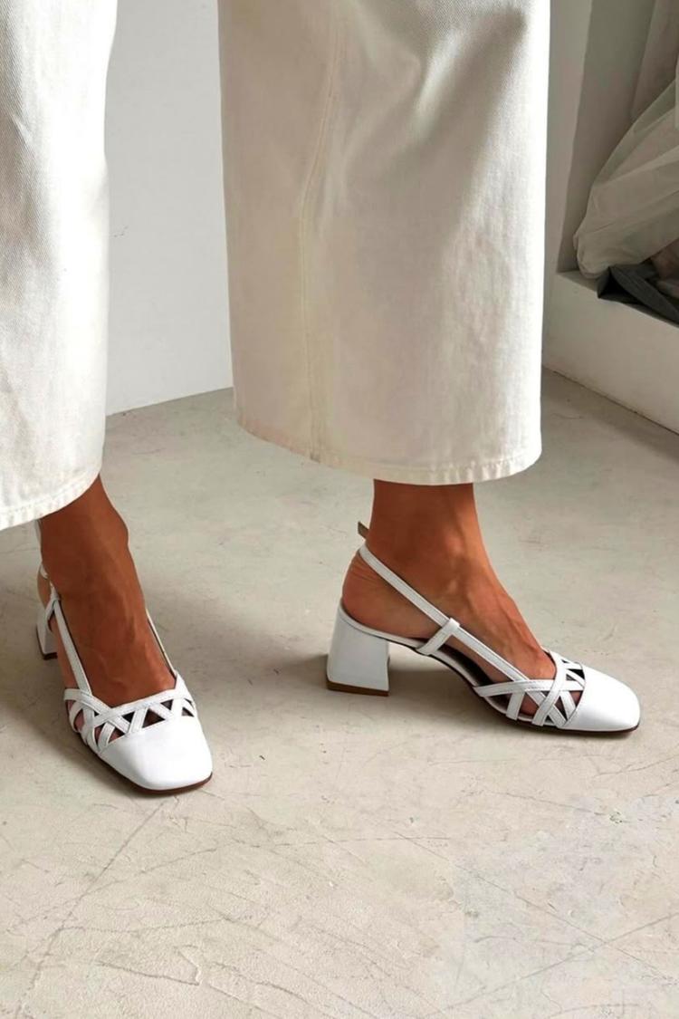 Chloévera™ | Chic white pumps 0