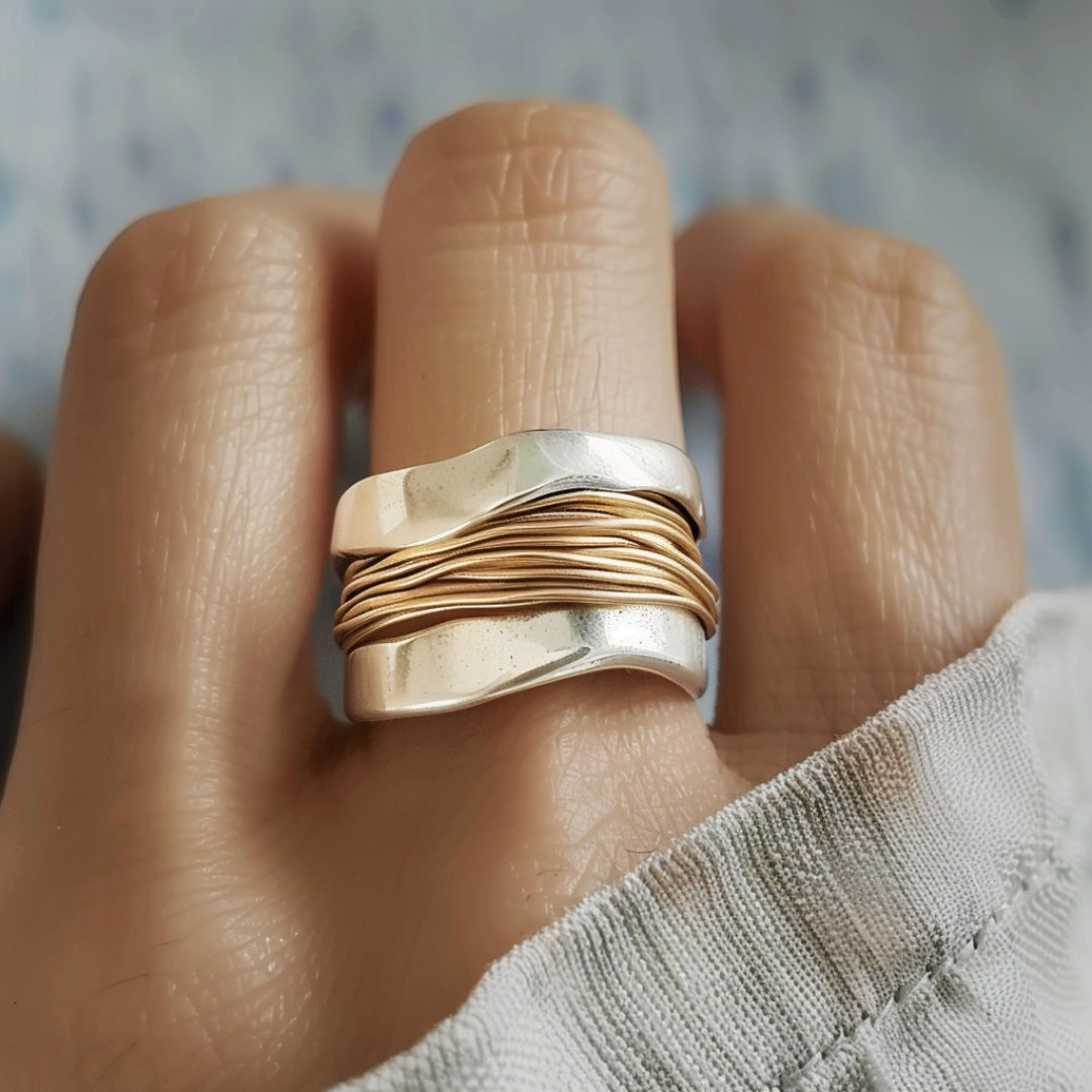 Elise™ | Gold Thread Ring 0