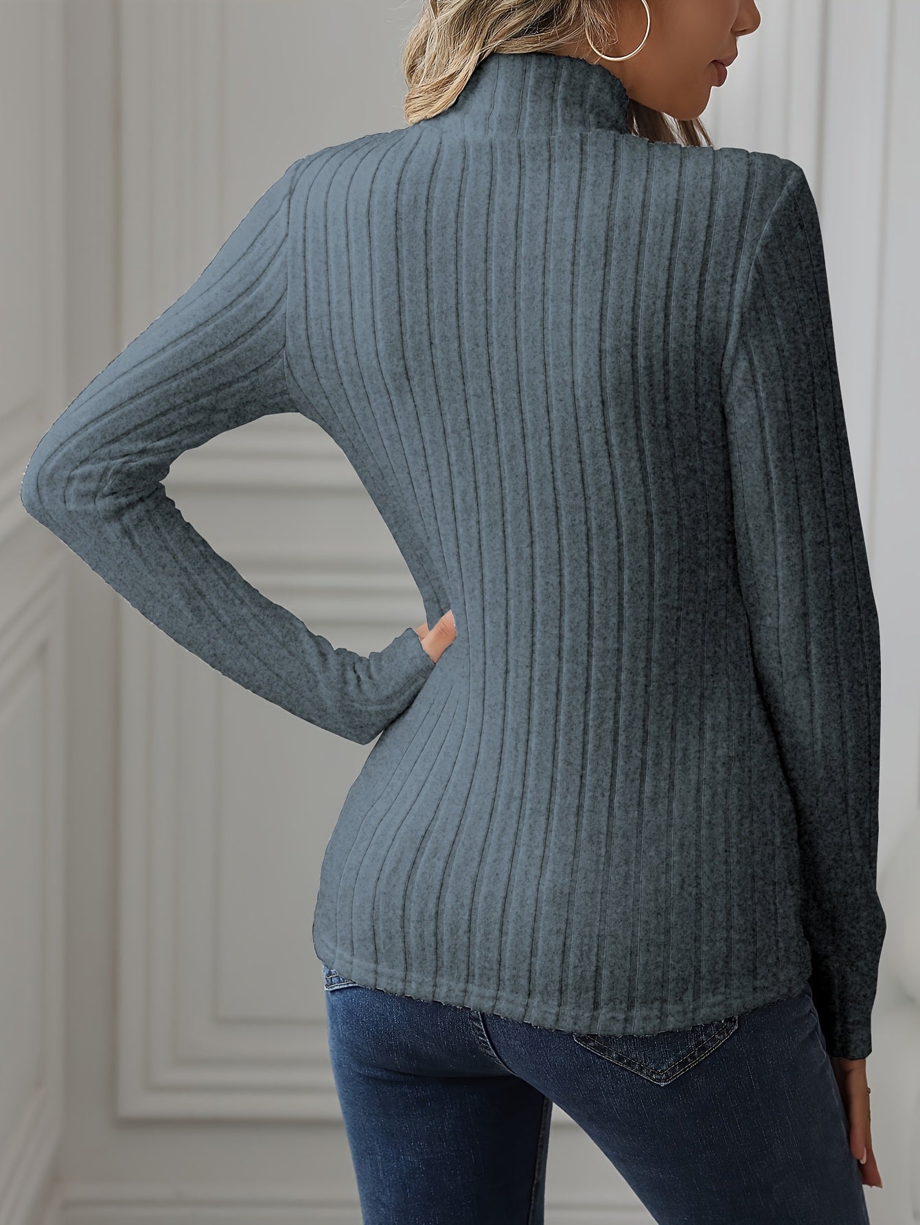 Isabelle™ | Lightweight Turtleneck 7