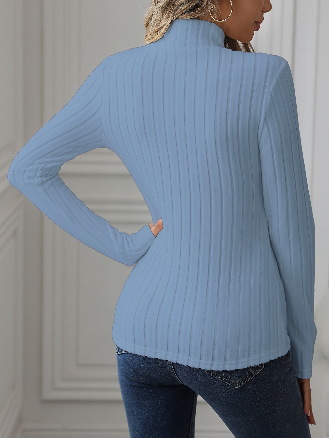 Isabelle™ | Lightweight Turtleneck 8