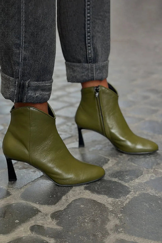 Lila™ | Classic Green Heels 0