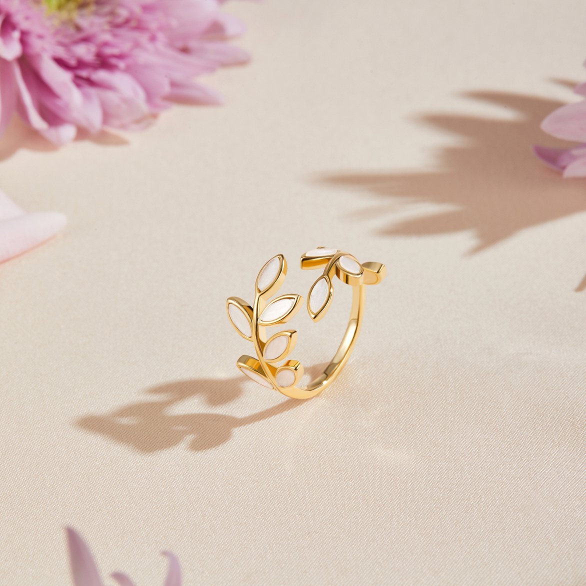 Serene™ | Chic Zirconia Ring 2