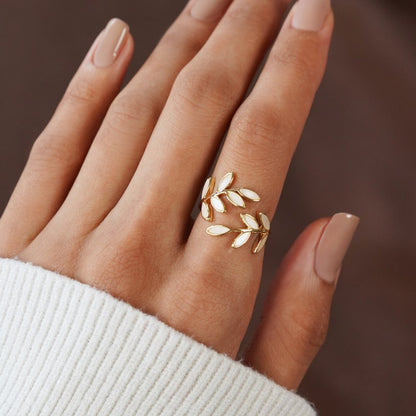 Serene™ | Chic Zirconia Ring 4