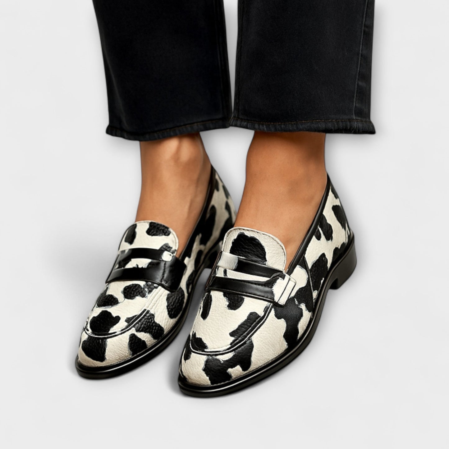 Victoria™ | Statement Loafer 0