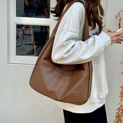 Zoe™ | Refined Shoulder Bag 1